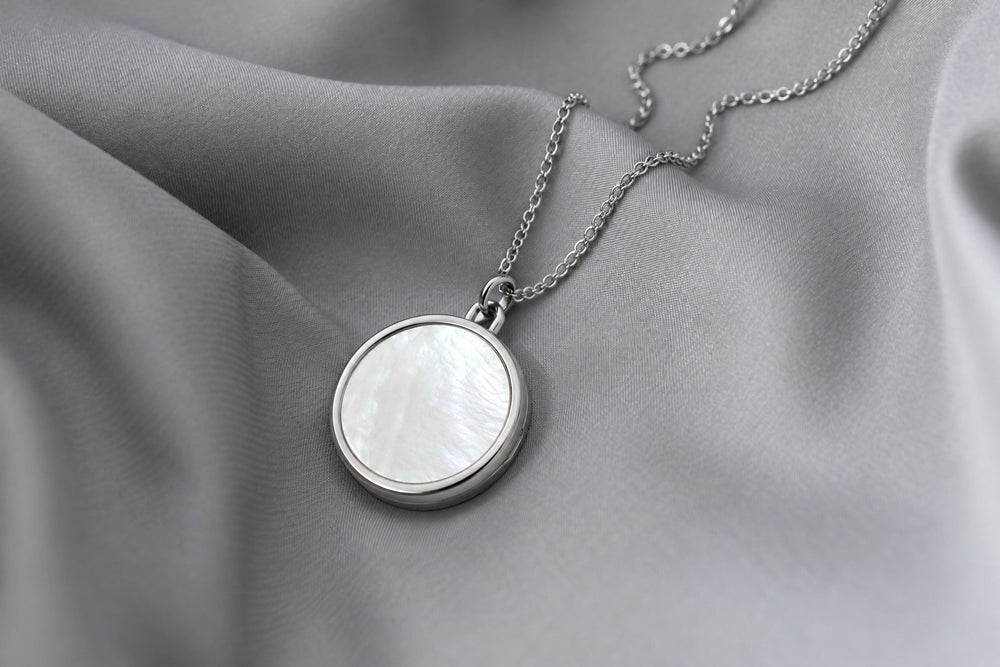 Coleção AURA LOCKET